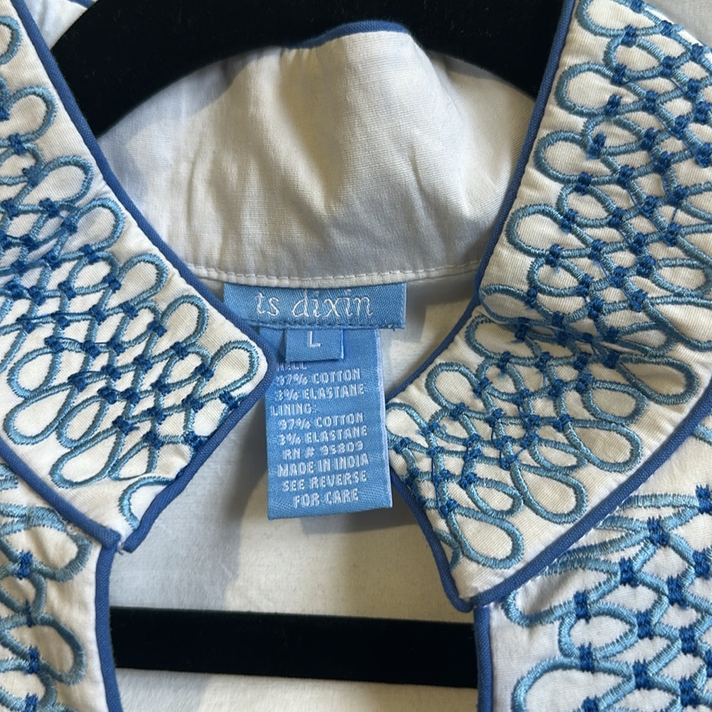 TS dixin White Tunic with Blue Embroidery - Picture 6 of 6